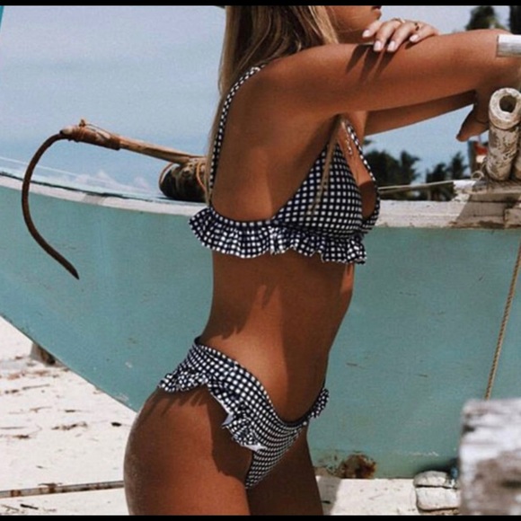 Ruffled Checkered 2 Piece Bikini Swimsuit - NWT - Picture 2 of 6